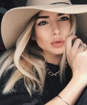Sophie – Al Barsha Escorts 0581548100