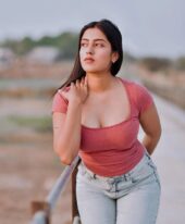 Priya +971521008475