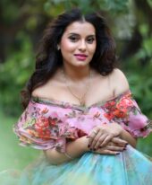 Indian Escort In Business Bay +971568437574