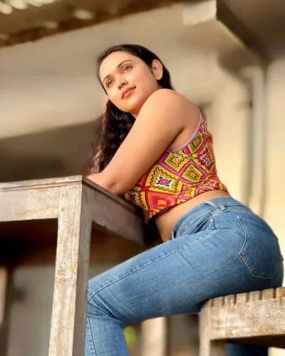Zara – Pakistani Escort Business Bay Escorts +971522688701