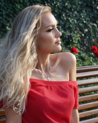 Lana – +971522688701