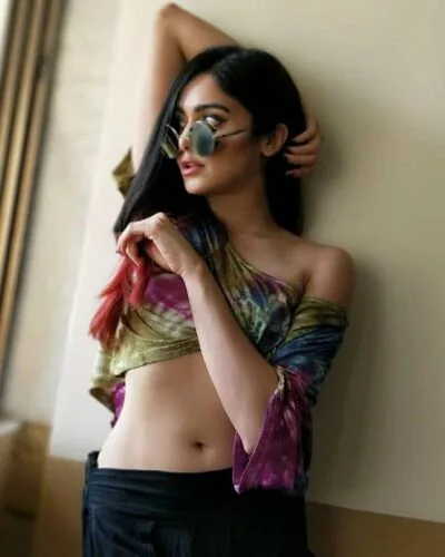 Business Bay Escorts +971522688701